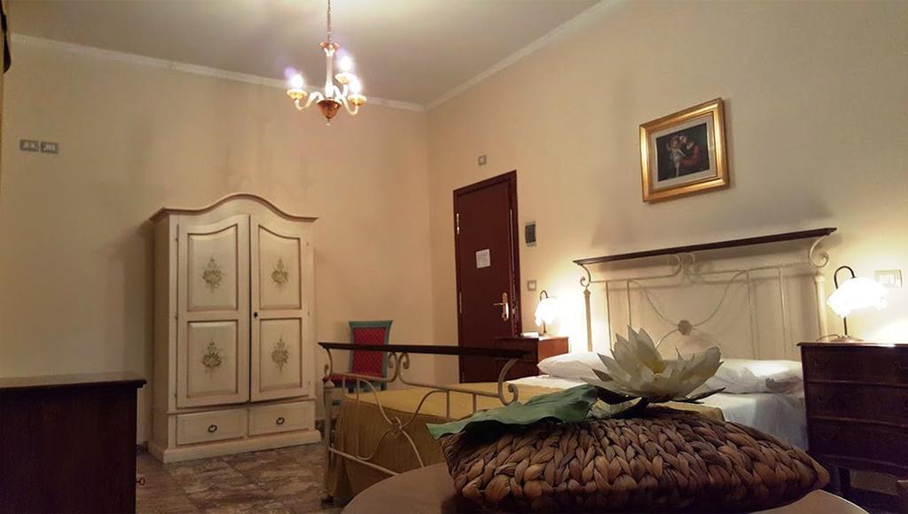 Hôtel L' Antica Reggia à Furci Siculo Chambre photo